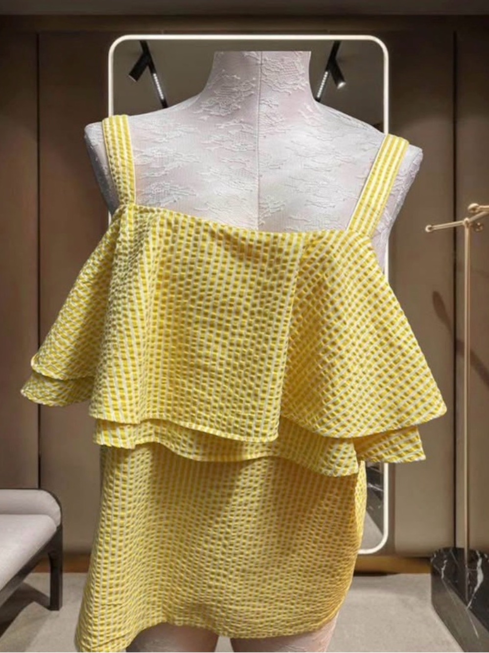 a new day Yellow and White Striped Tank Top Size Xl